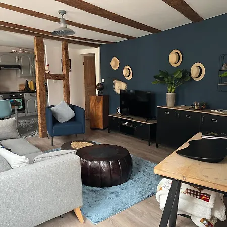 Le Schdorky Apartment *